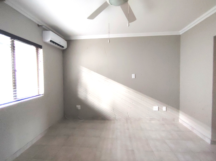 3 Bedroom Property for Sale in Seaward Estate KwaZulu-Natal