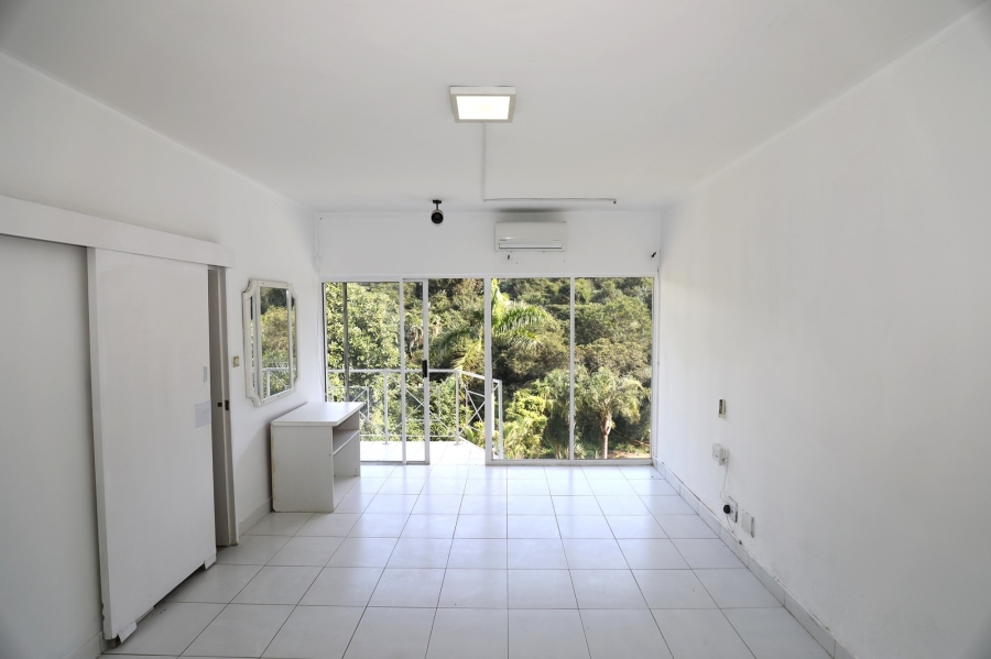 6 Bedroom Property for Sale in Westville Central KwaZulu-Natal