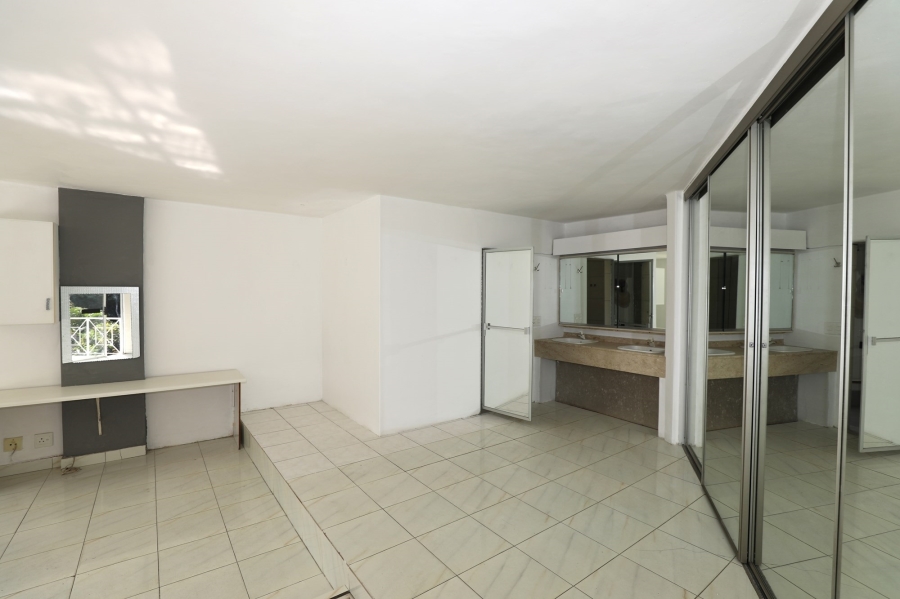 6 Bedroom Property for Sale in Westville Central KwaZulu-Natal