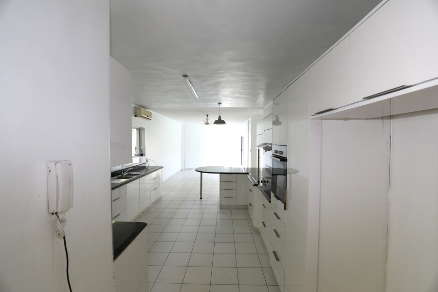 6 Bedroom Property for Sale in Westville Central KwaZulu-Natal