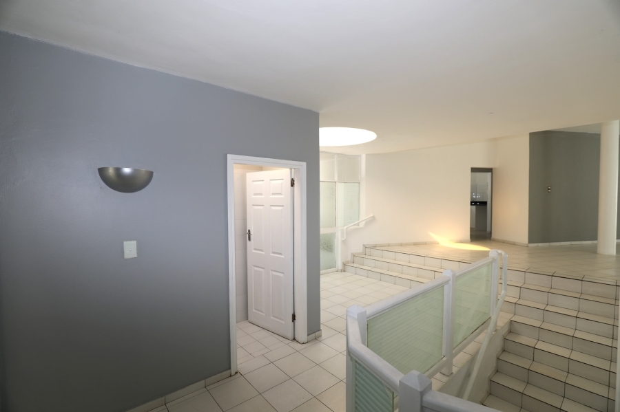 6 Bedroom Property for Sale in Westville Central KwaZulu-Natal