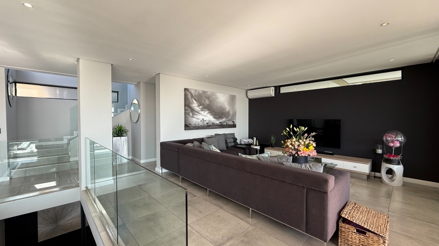 4 Bedroom Property for Sale in Shakas Rock KwaZulu-Natal