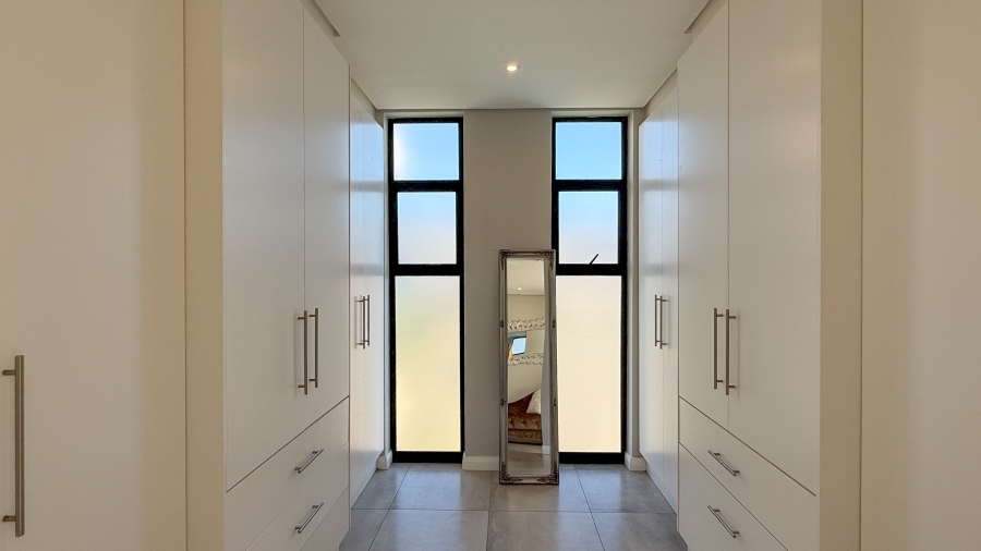 4 Bedroom Property for Sale in Shakas Rock KwaZulu-Natal