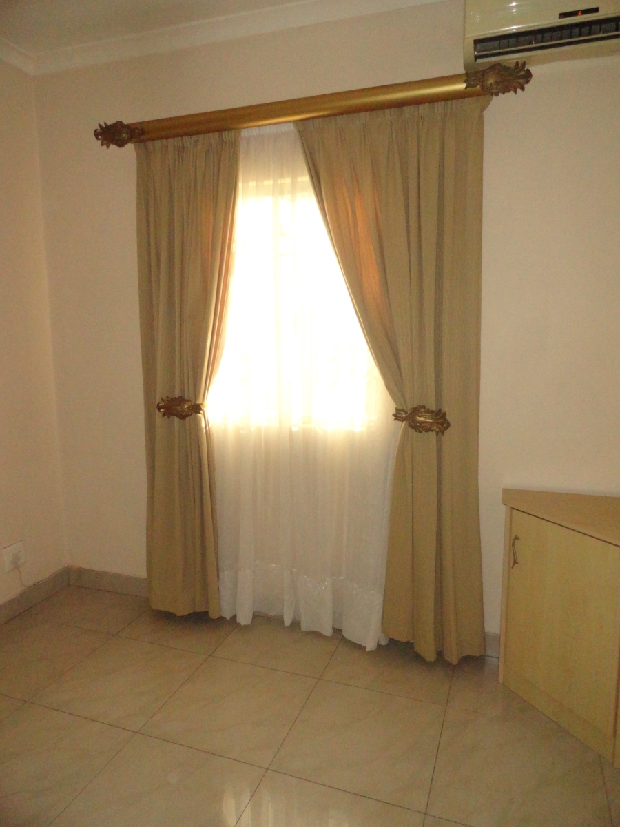 To Let 2 Bedroom Property for Rent in Sunningdale KwaZulu-Natal