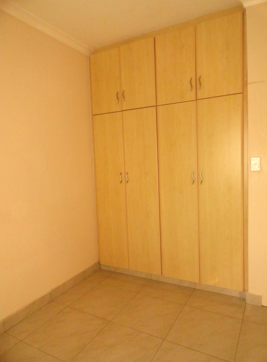 To Let 2 Bedroom Property for Rent in Sunningdale KwaZulu-Natal