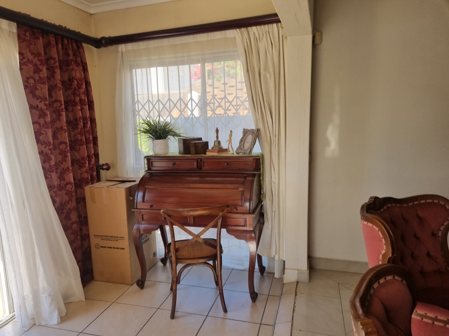 To Let 2 Bedroom Property for Rent in Sunningdale KwaZulu-Natal