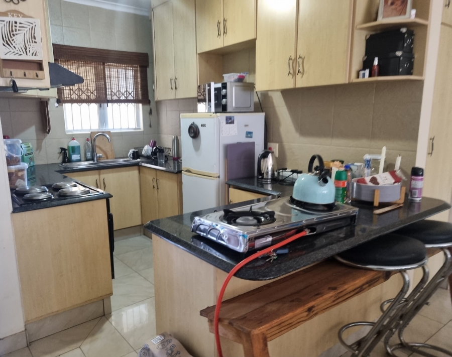 To Let 2 Bedroom Property for Rent in Sunningdale KwaZulu-Natal