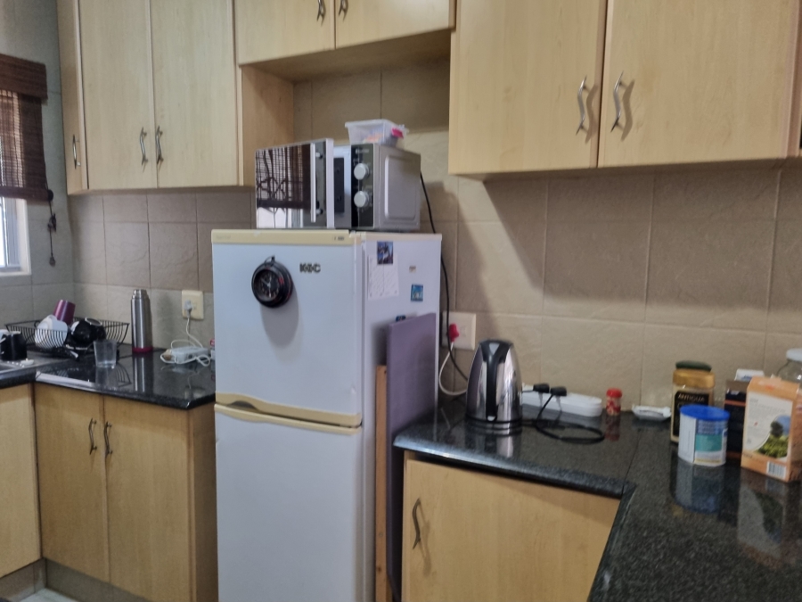 To Let 2 Bedroom Property for Rent in Sunningdale KwaZulu-Natal