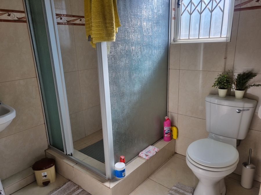 To Let 2 Bedroom Property for Rent in Sunningdale KwaZulu-Natal
