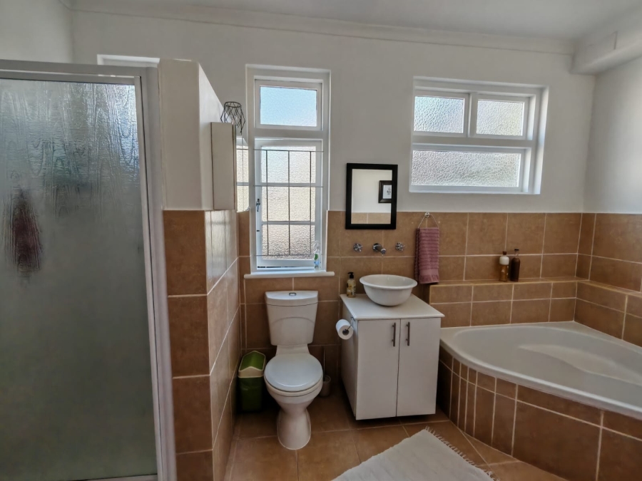 2 Bedroom Property for Sale in Morningside KwaZulu-Natal
