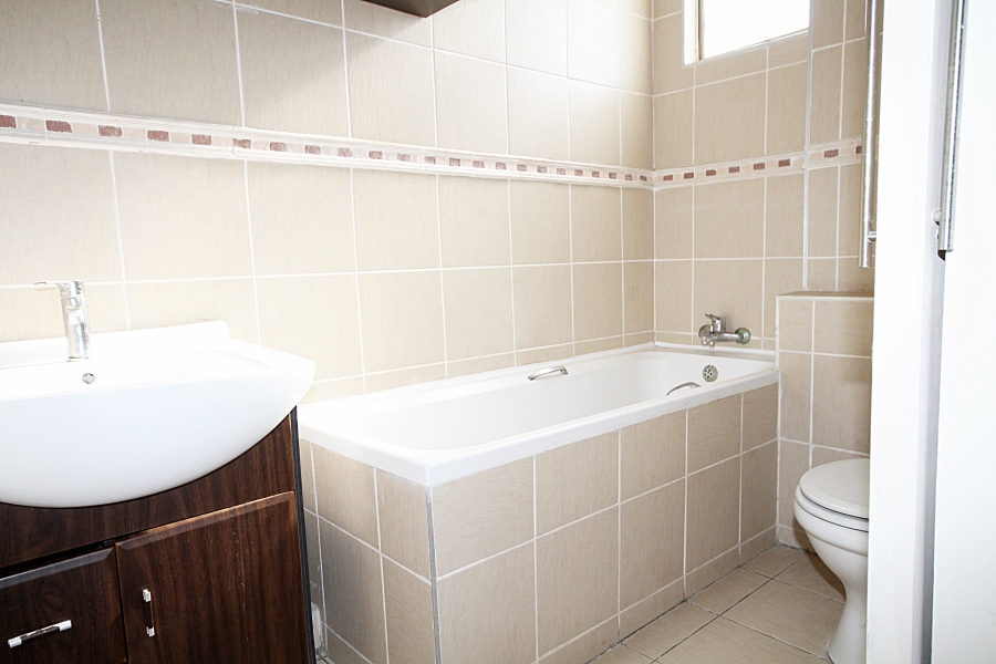 2 Bedroom Property for Sale in Isipingo Beach KwaZulu-Natal