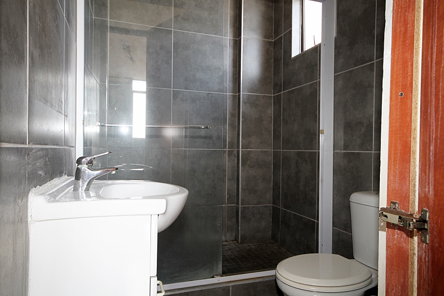 2 Bedroom Property for Sale in Isipingo Beach KwaZulu-Natal