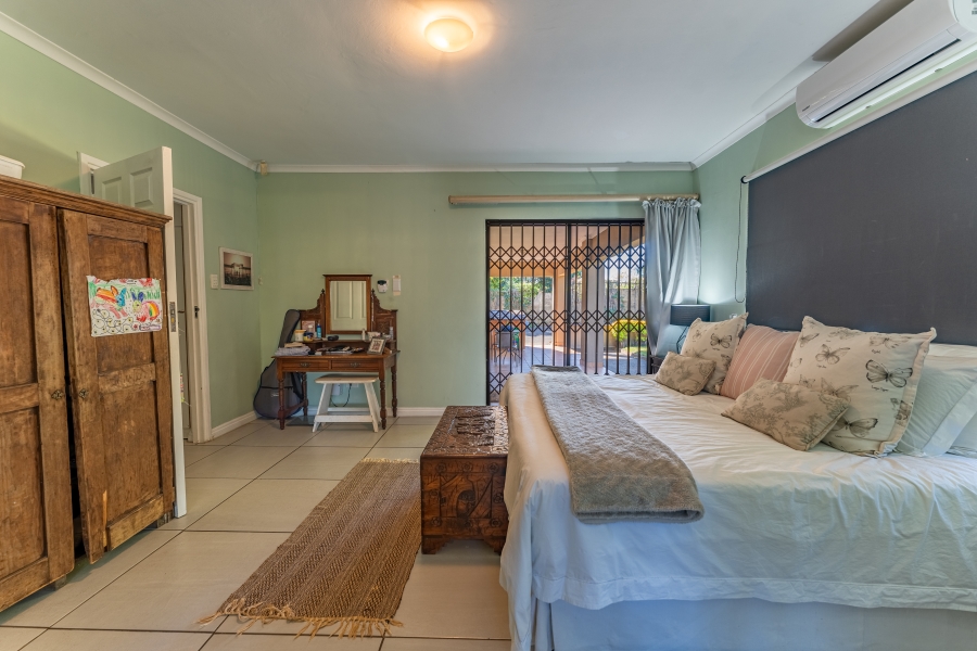 4 Bedroom Property for Sale in Sheffield Beach KwaZulu-Natal