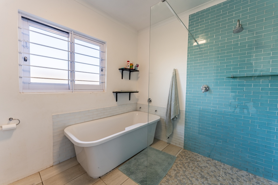 4 Bedroom Property for Sale in Sheffield Beach KwaZulu-Natal