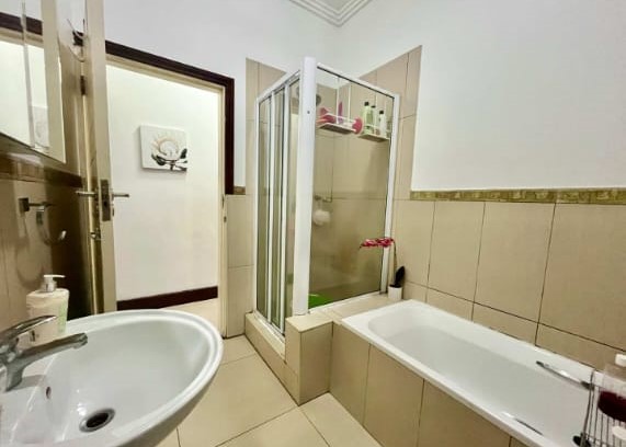 2 Bedroom Property for Sale in Umhlanga Ridge KwaZulu-Natal