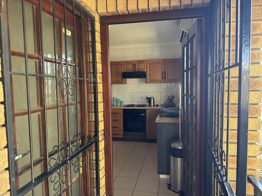 2 Bedroom Property for Sale in Scottsville KwaZulu-Natal