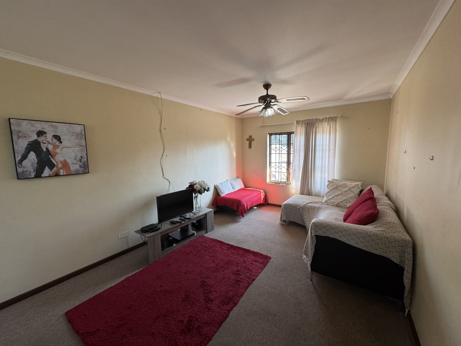 2 Bedroom Property for Sale in Scottsville KwaZulu-Natal