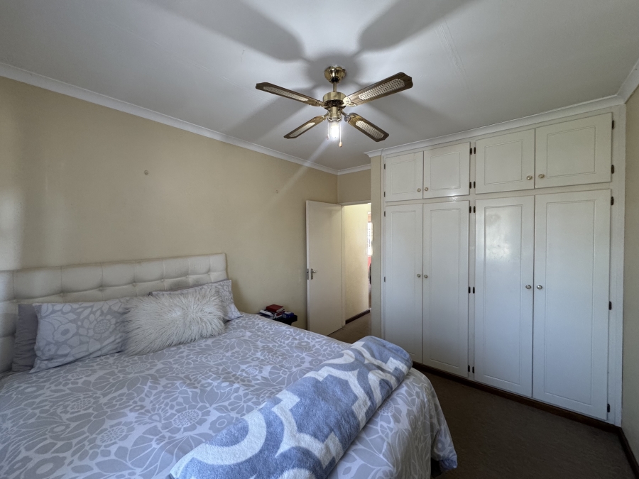2 Bedroom Property for Sale in Scottsville KwaZulu-Natal