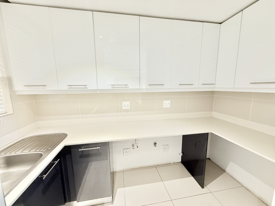 To Let 3 Bedroom Property for Rent in Umhlanga Ridge KwaZulu-Natal