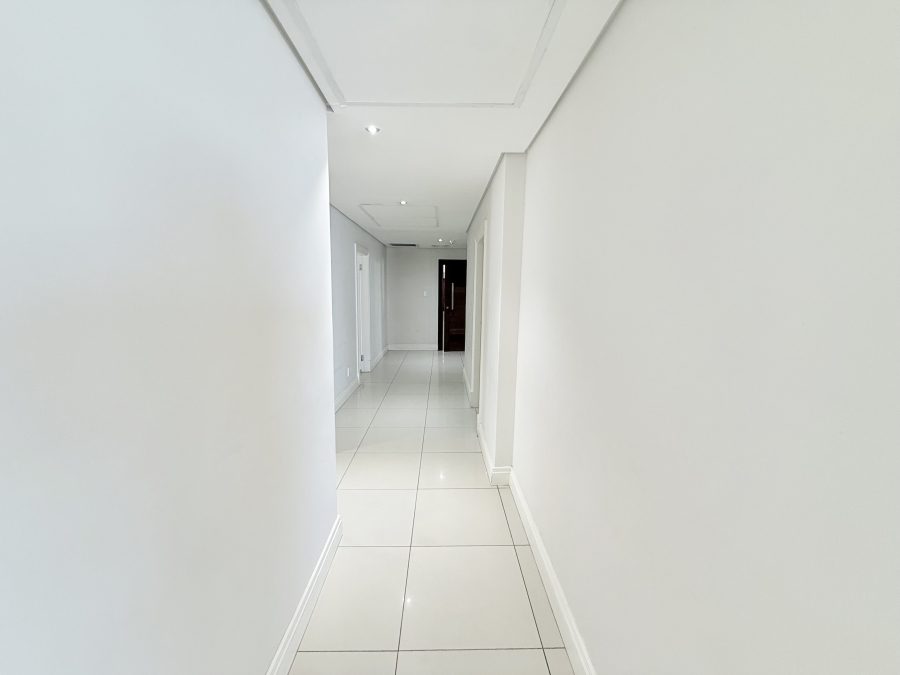 To Let 3 Bedroom Property for Rent in Umhlanga Ridge KwaZulu-Natal