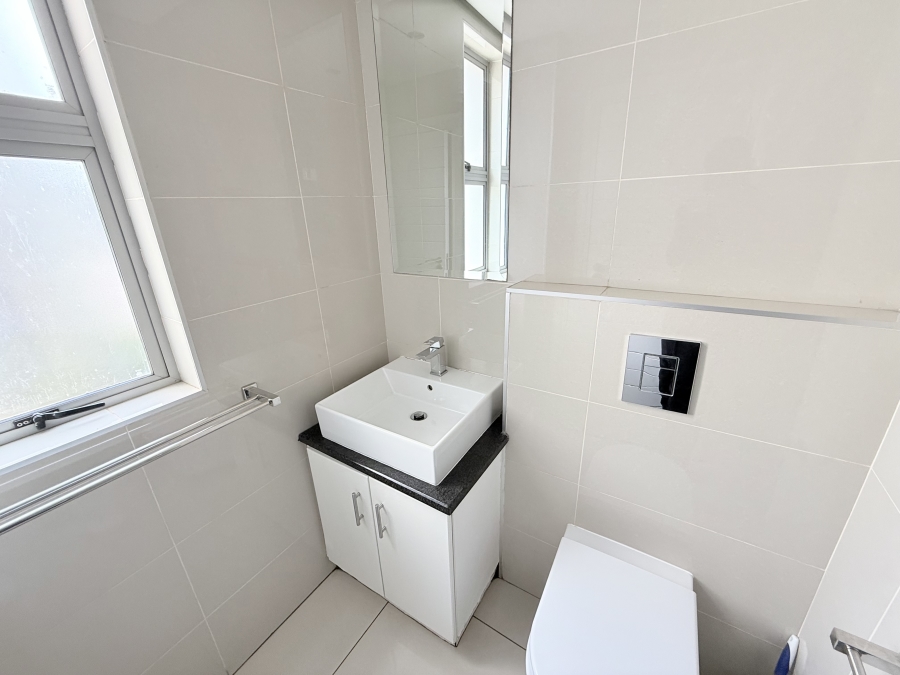 To Let 3 Bedroom Property for Rent in Umhlanga Ridge KwaZulu-Natal