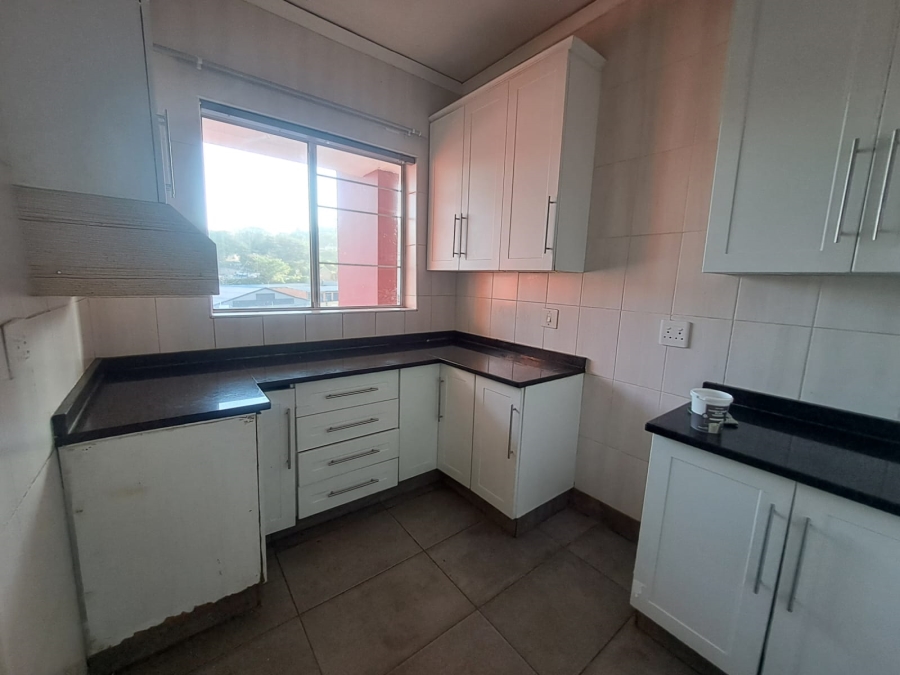 To Let 2 Bedroom Property for Rent in Margate KwaZulu-Natal