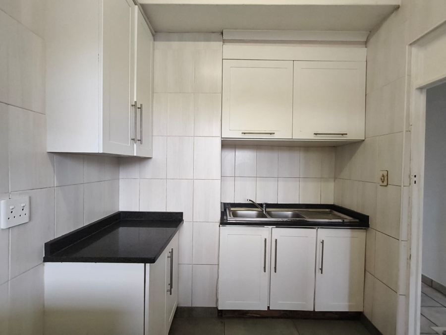 To Let 2 Bedroom Property for Rent in Margate KwaZulu-Natal