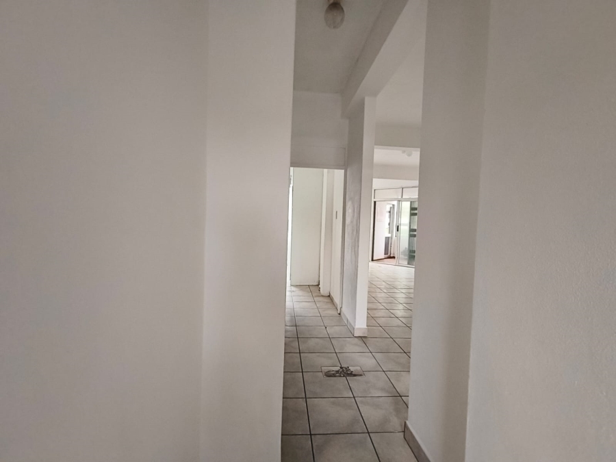 To Let 2 Bedroom Property for Rent in Margate KwaZulu-Natal