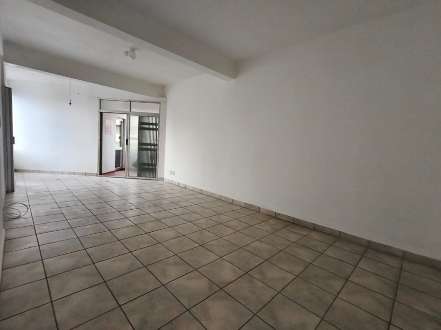 To Let 2 Bedroom Property for Rent in Margate KwaZulu-Natal