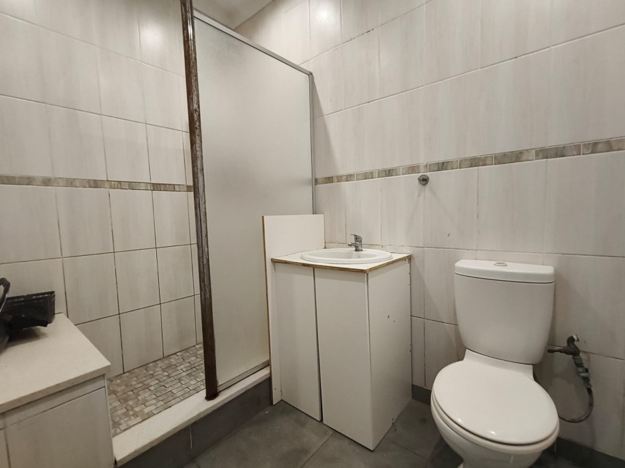 To Let 2 Bedroom Property for Rent in Margate KwaZulu-Natal