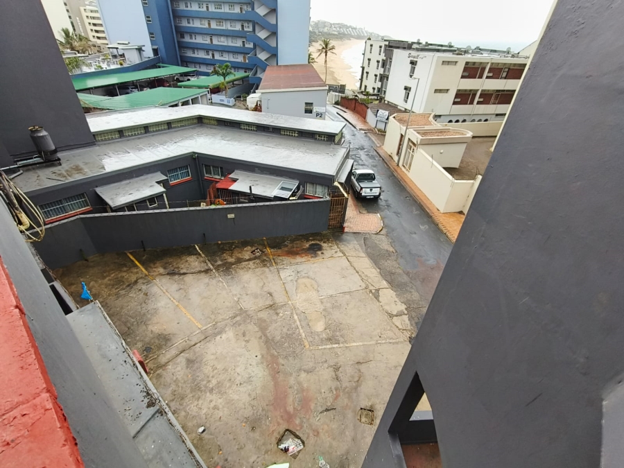 To Let 2 Bedroom Property for Rent in Margate KwaZulu-Natal