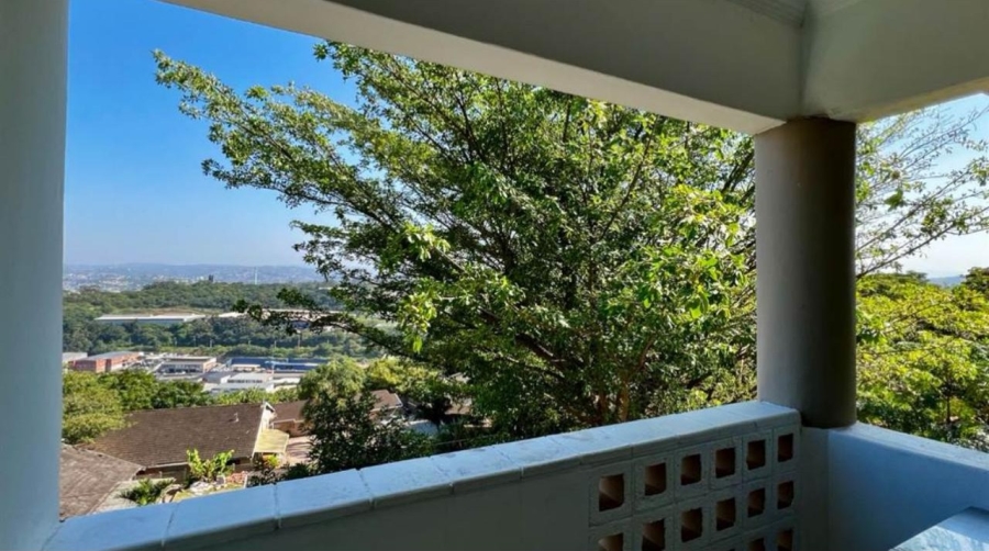 To Let 2 Bedroom Property for Rent in Durban North KwaZulu-Natal