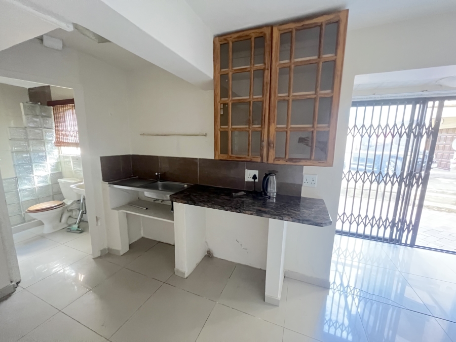 To Let 1 Bedroom Property for Rent in Ramsgate KwaZulu-Natal