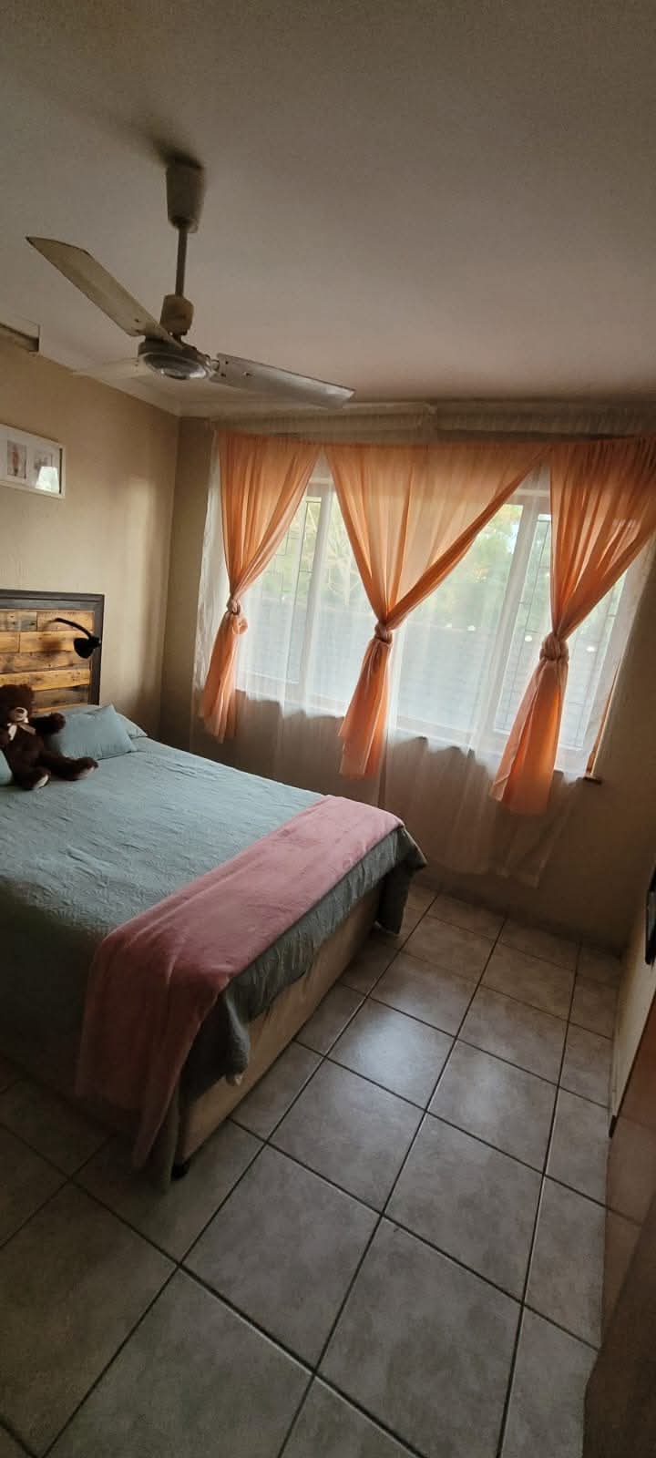 To Let 3 Bedroom Property for Rent in Amanzimtoti KwaZulu-Natal