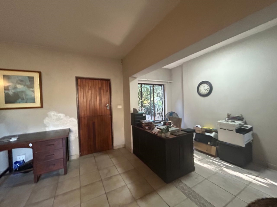 To Let 2 Bedroom Property for Rent in Uvongo KwaZulu-Natal
