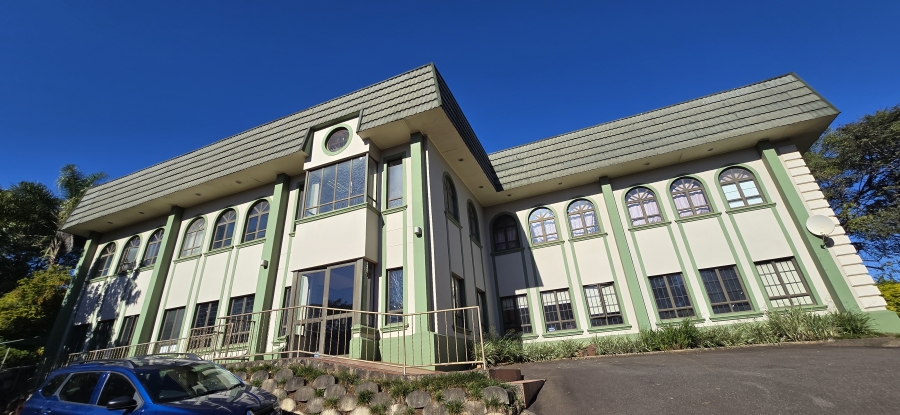 To Let commercial Property for Rent in Kloof KwaZulu-Natal