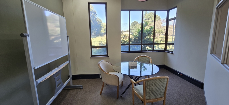 To Let commercial Property for Rent in Kloof KwaZulu-Natal