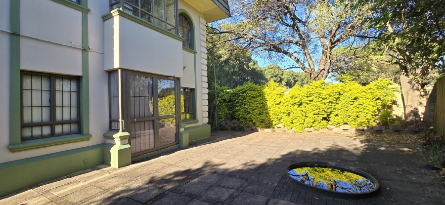 To Let commercial Property for Rent in Kloof KwaZulu-Natal