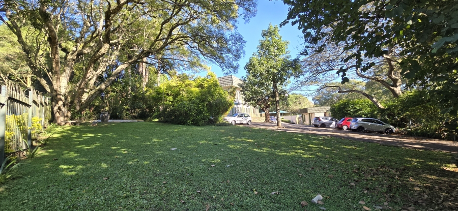To Let commercial Property for Rent in Kloof KwaZulu-Natal