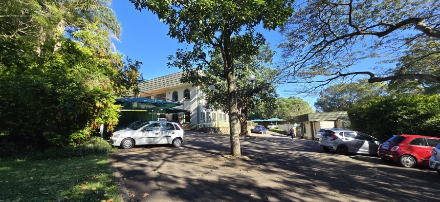 To Let commercial Property for Rent in Kloof KwaZulu-Natal