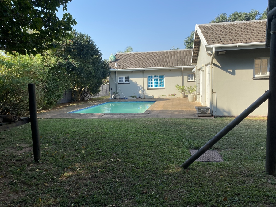 To Let 3 Bedroom Property for Rent in Ballitoville KwaZulu-Natal