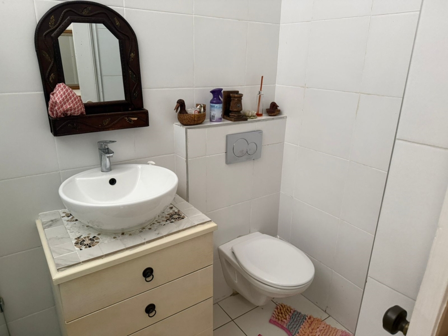2 Bedroom Property for Sale in Essenwood KwaZulu-Natal