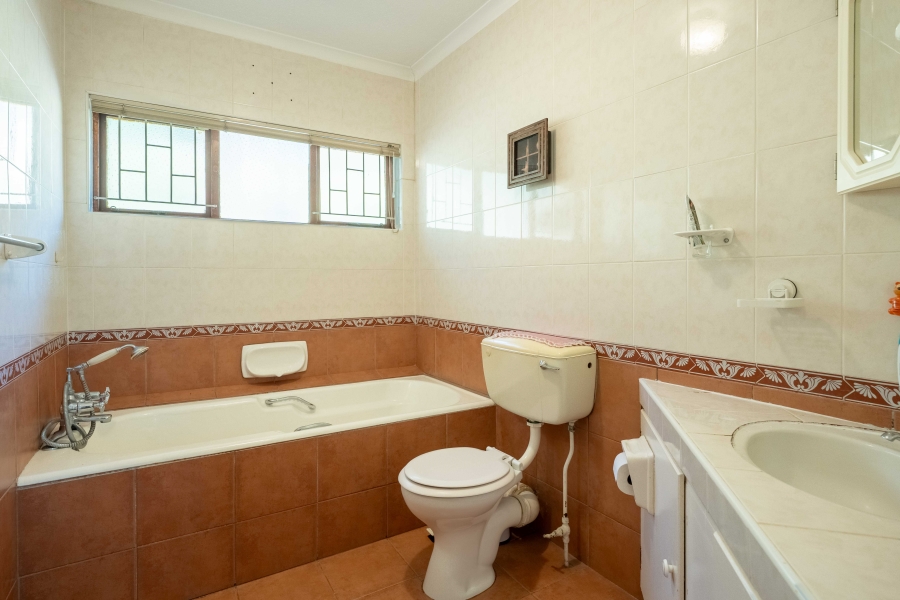 3 Bedroom Property for Sale in Amanzimtoti KwaZulu-Natal
