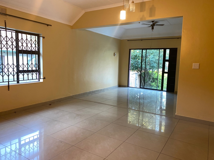 4 Bedroom Property for Sale in Glenwood KwaZulu-Natal