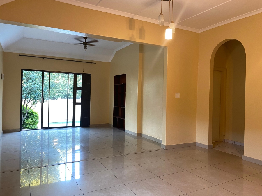 4 Bedroom Property for Sale in Glenwood KwaZulu-Natal