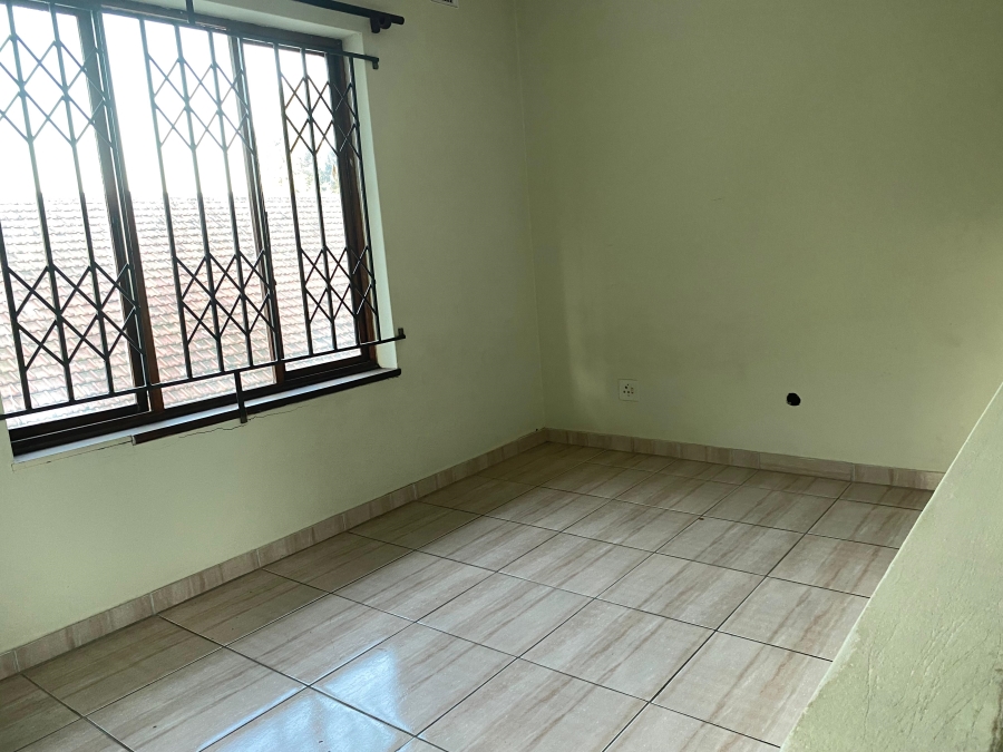 4 Bedroom Property for Sale in Glenwood KwaZulu-Natal
