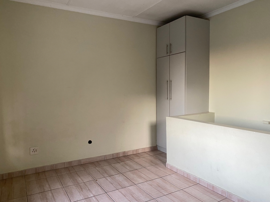 4 Bedroom Property for Sale in Glenwood KwaZulu-Natal