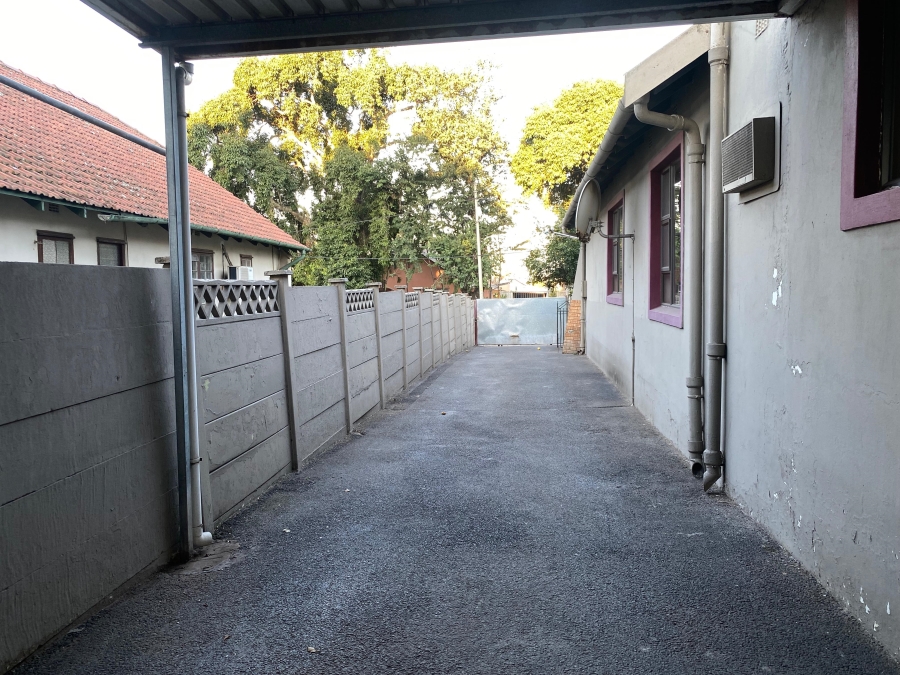 4 Bedroom Property for Sale in Glenwood KwaZulu-Natal