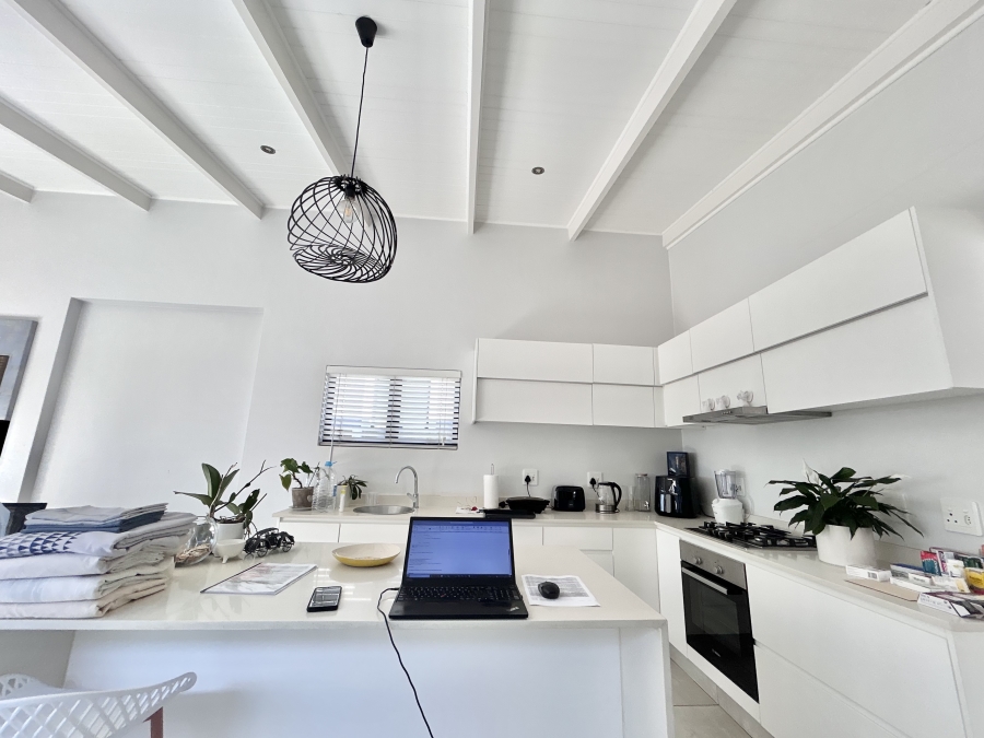 To Let 3 Bedroom Property for Rent in Shakas Rock KwaZulu-Natal