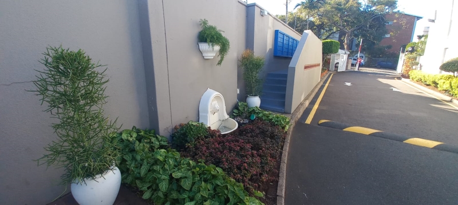 2 Bedroom Property for Sale in Essenwood KwaZulu-Natal